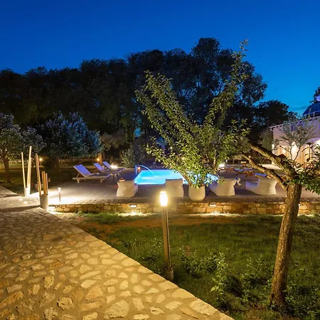 Villa Natura With Jacuzzi *